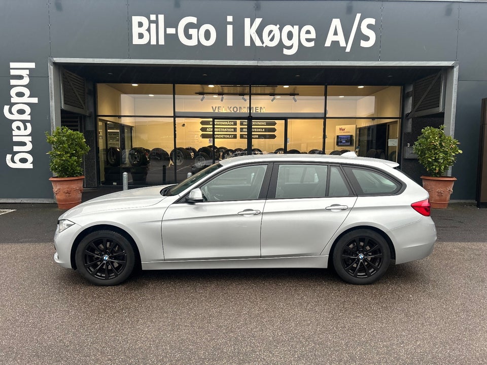 BMW 320d 2,0 Touring aut. 5d