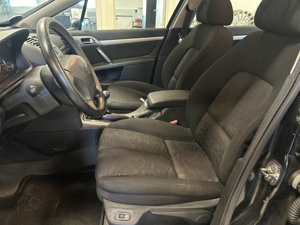 Peugeot 407 1,8 SR 4d