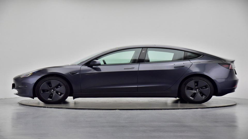 Tesla Model 3 Long Range AWD 4d