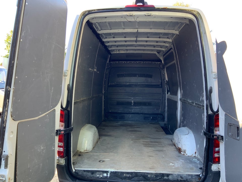 Mercedes Sprinter 216 2,2 CDi R2 Kassevogn aut. 5d