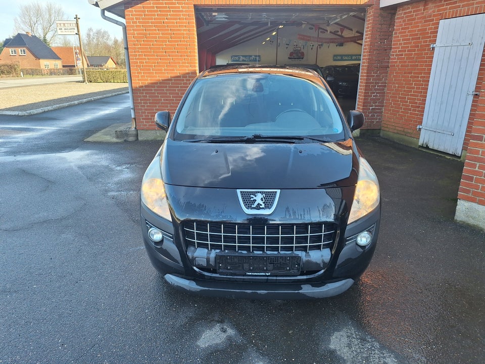 Peugeot 3008 1,6 HDi 112 Active 5d