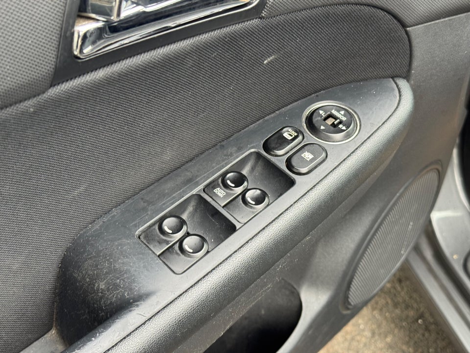 Hyundai i30 1,6 CRDi 90 Classic 5d