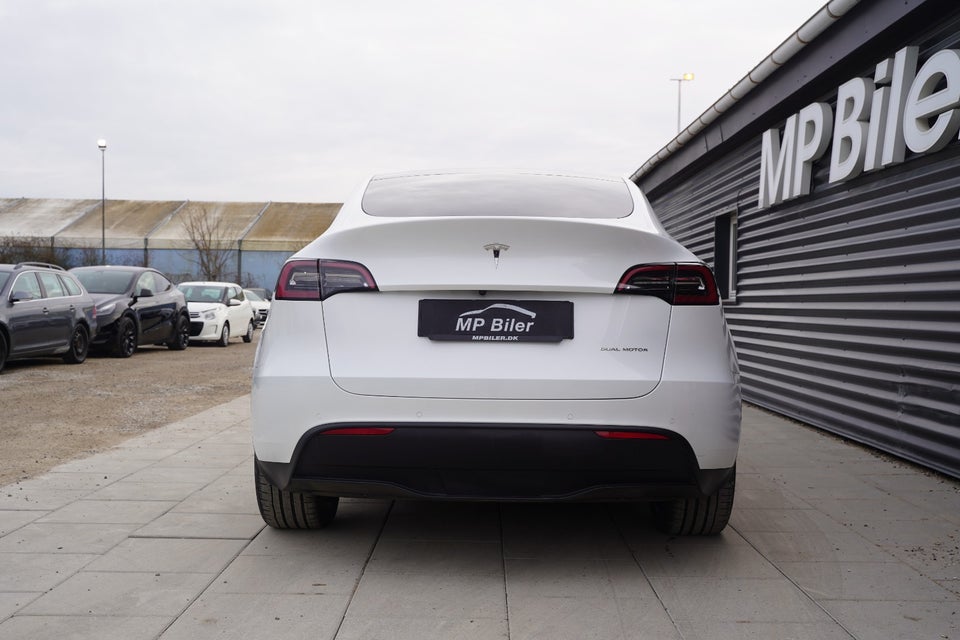 Tesla Model Y Long Range AWD 5d