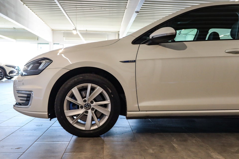 VW Golf VII 1,4 GTE DSG 5d