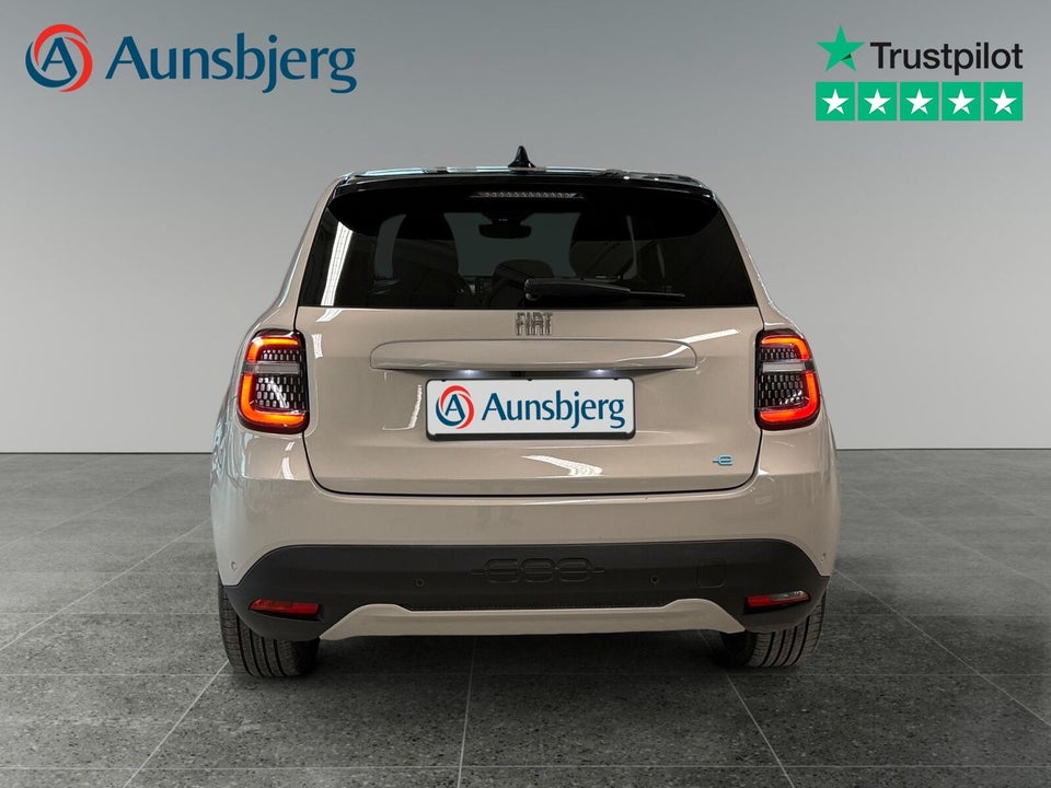 Fiat 600e 54 la Prima 5d