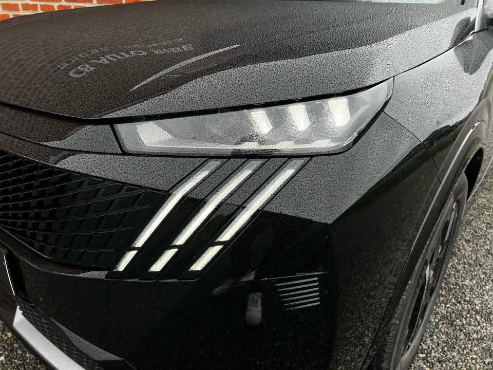 Peugeot e-5008 77 GT Pack 7prs 5d