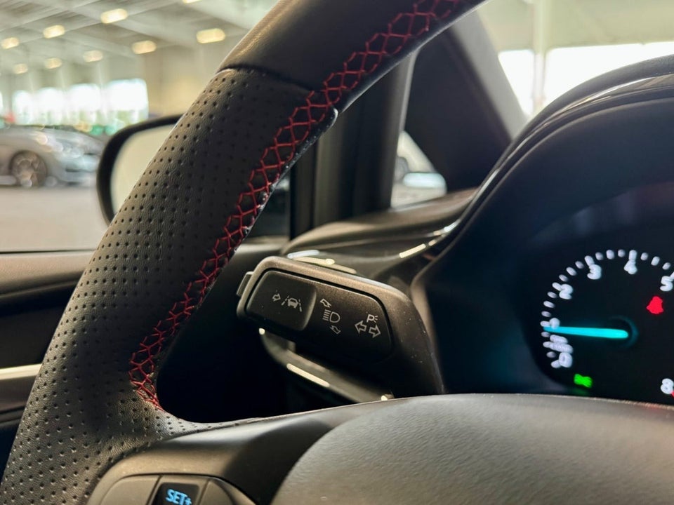 Ford Fiesta 1,0 EcoBoost mHEV ST-Line X 5d