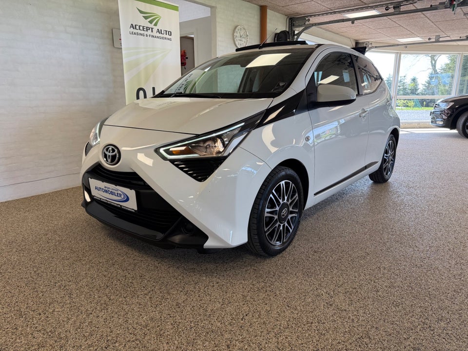 Toyota Aygo 1,0 VVT-i x-sky x-shift 5d