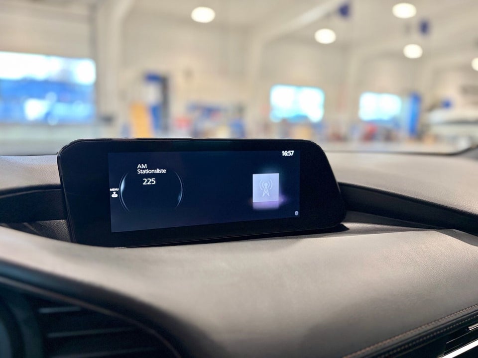 Mazda 3 2,0 SkyActiv-G 122 Sky 5d