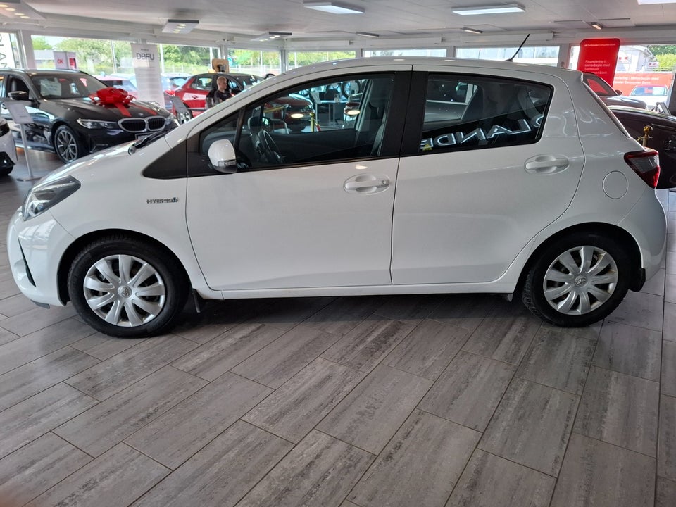 Toyota Yaris 1,5 Hybrid H2 e-CVT 5d