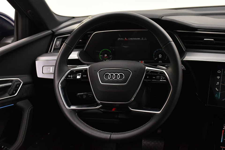 Audi e-tron 55 S-line quattro 5d