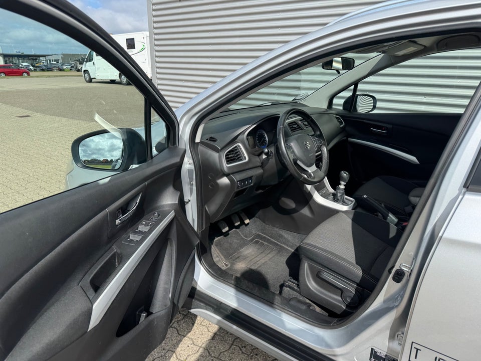 Suzuki S-Cross 1,6 DDiS GL+ Van 5d