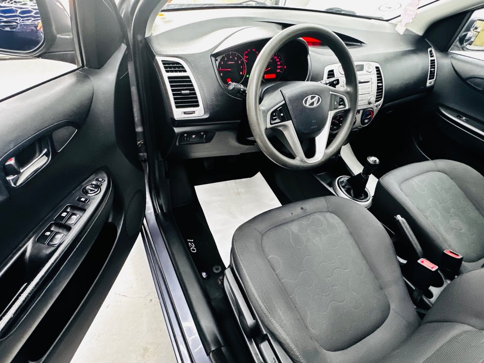 Hyundai i20 1,25 Comfort 5d