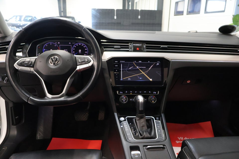 VW Passat 2,0 TDi 190 Elegance+ Variant DSG 5d