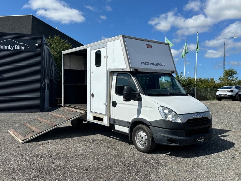 Iveco Daily 2,3 35S15 Hestetransport 4d