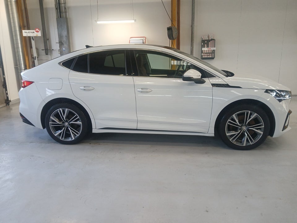 Skoda Enyaq 80 iV Plus 5d