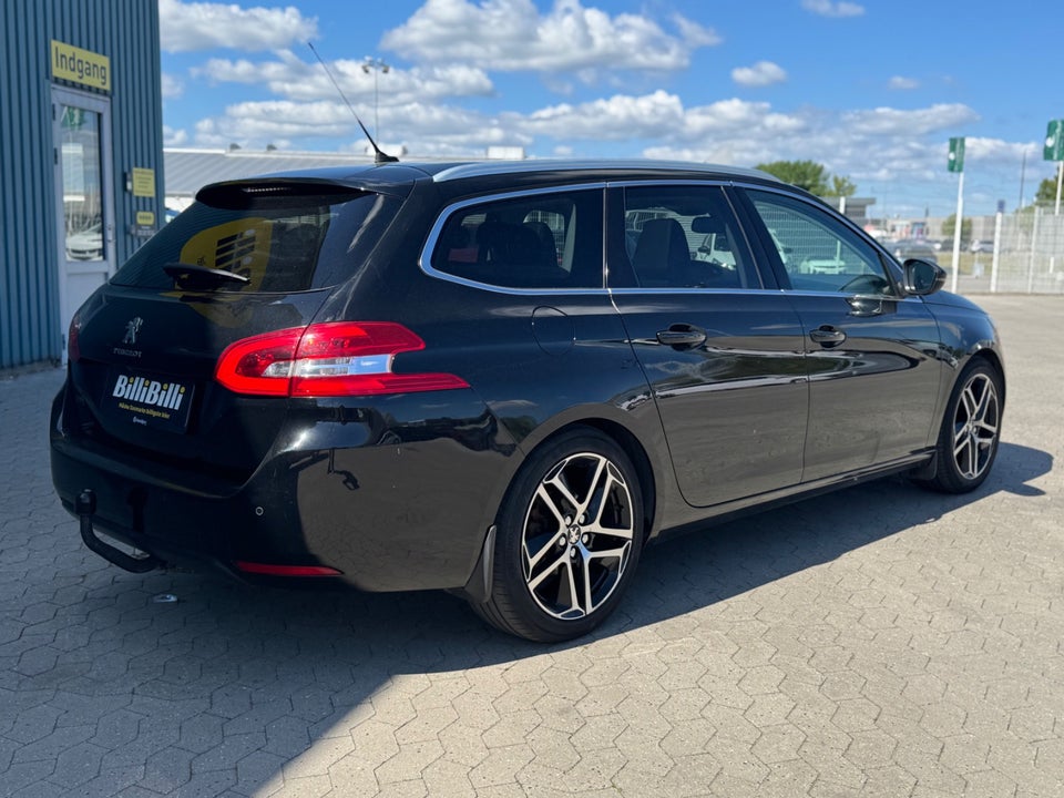 Peugeot 308 1,6 BlueHDi 120 Allure Sky SW EAT6 5d
