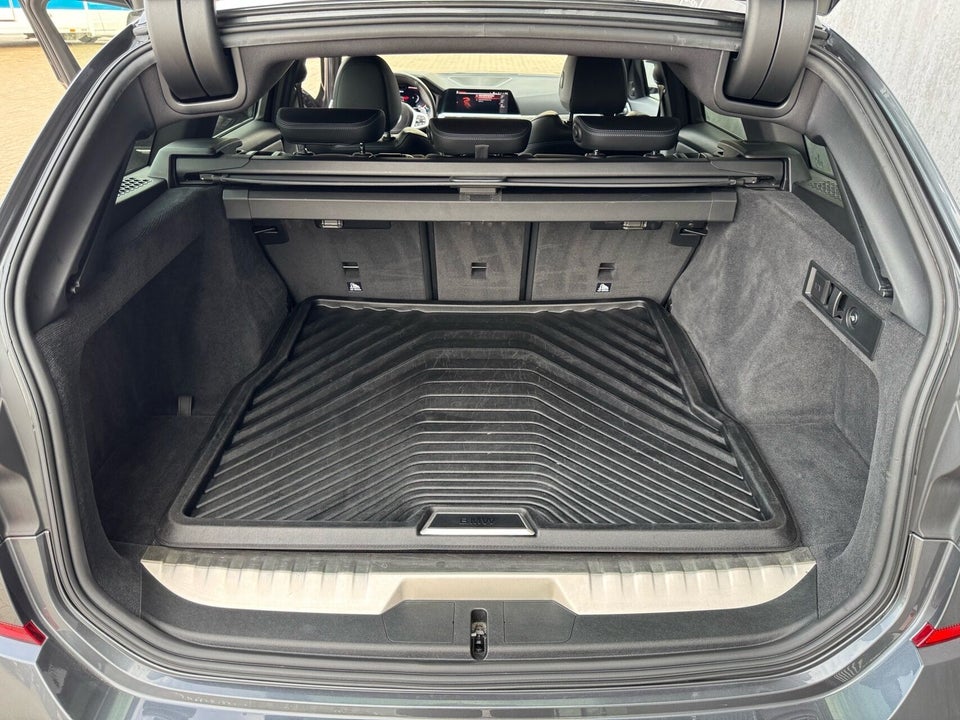 BMW 330e 2,0 Touring M-Sport+ aut. 5d