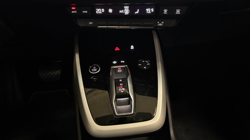 Audi Q4 e-tron 40  5d