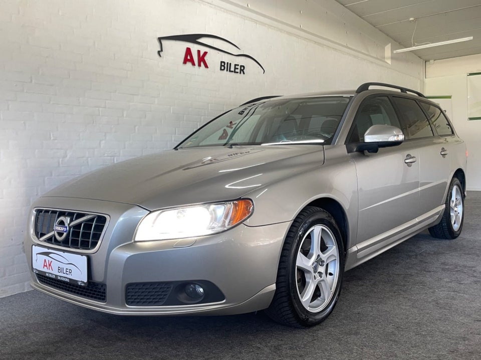 Volvo V70 2,0 D3 163 Momentum aut. 5d