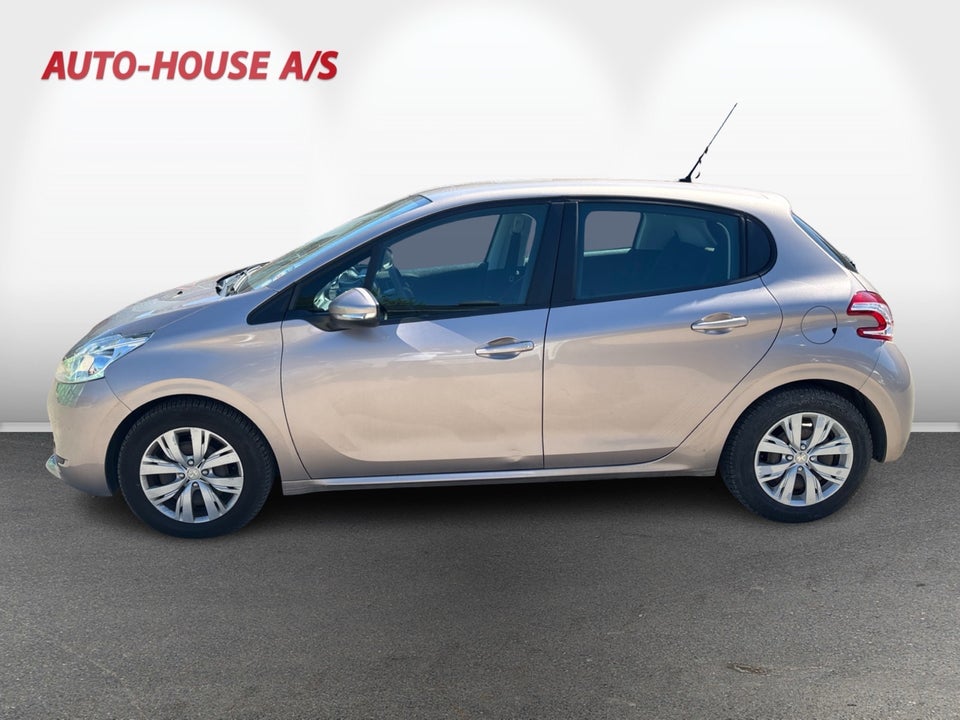 Peugeot 208 1,2 VTi Active 5d