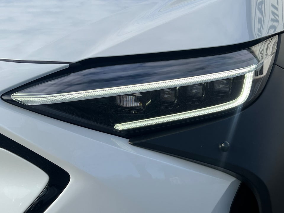 Subaru Solterra 71 Limited 5d