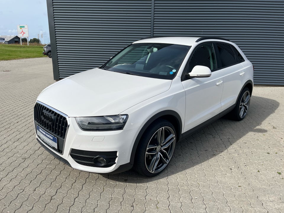 Audi Q3 1,4 TFSi 150 S-tr. 5d