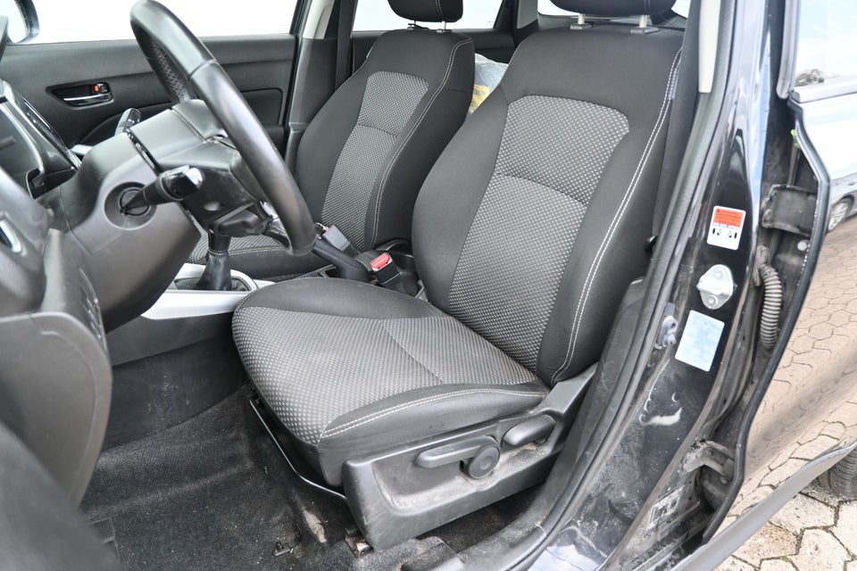 Suzuki Vitara 1,6 Active 5d