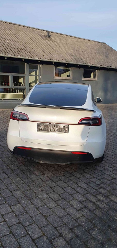 Tesla Model Y Performance AWD 5d