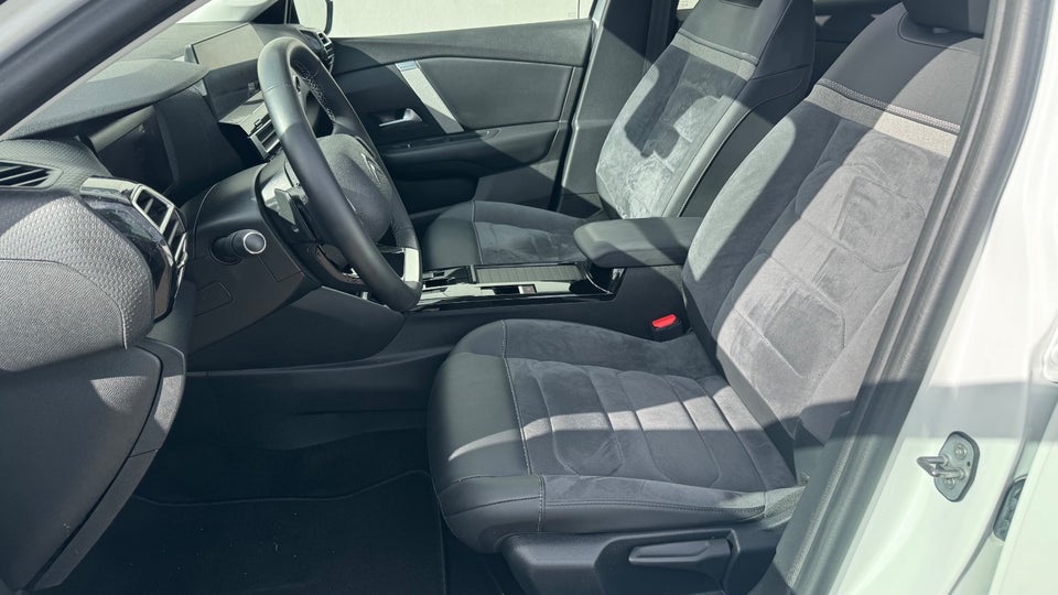 Citroën C4 1,2 PureTech 130 Max EAT8 5d