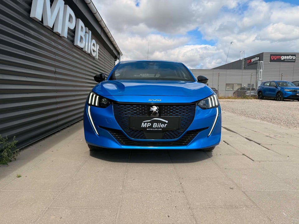 Peugeot e-208 50 GT Van 5d
