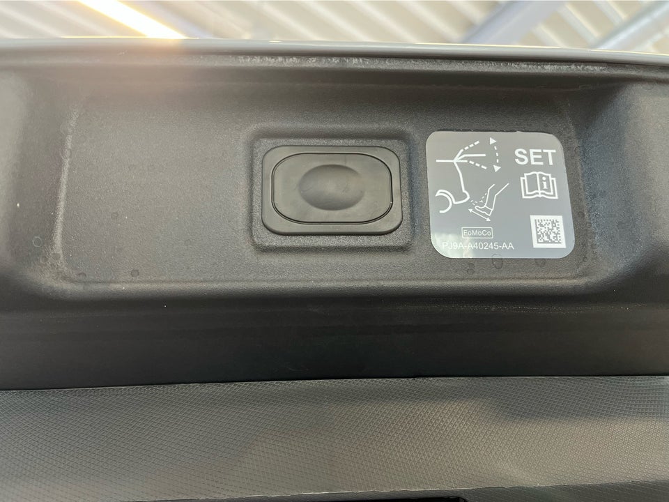 Ford Mustang Mach-E 98 Premium Extended Range 5d