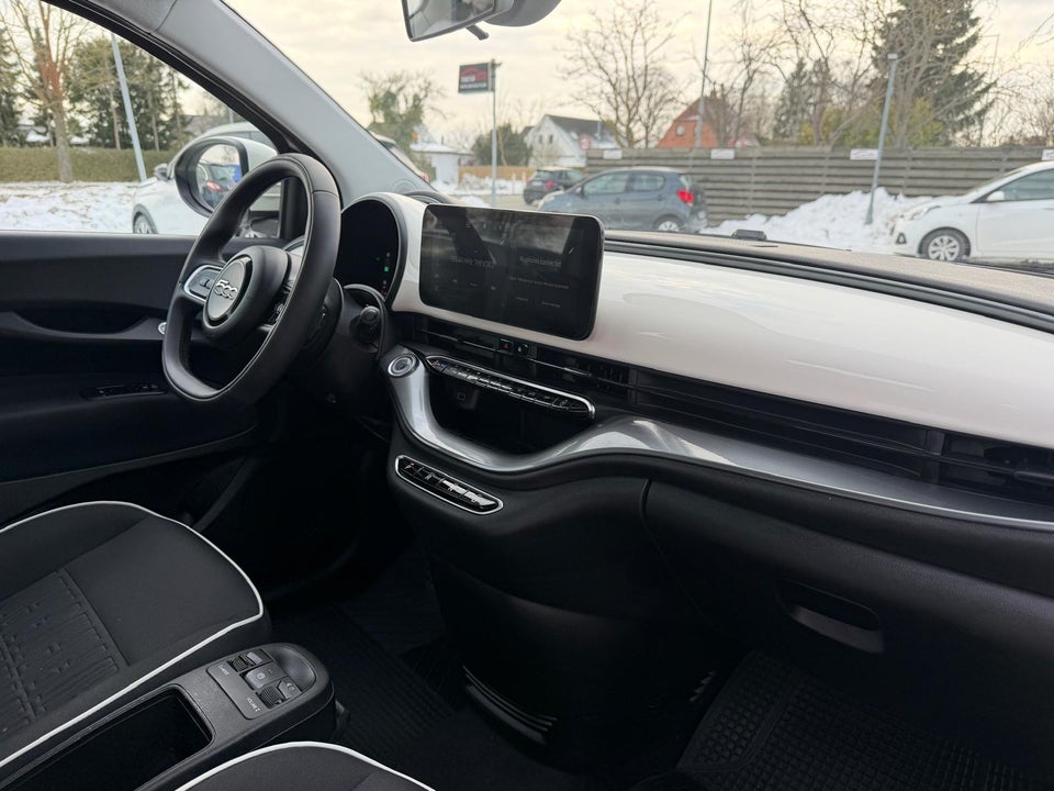 Fiat 500e 42 Icon 3d