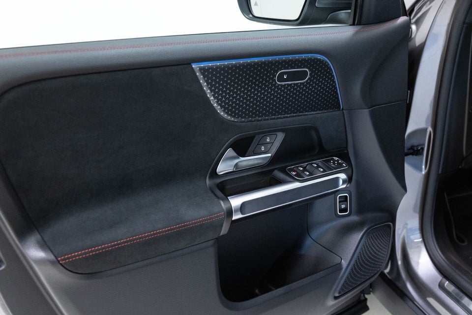 Mercedes EQB350 AMG Advance 4Matic 5d