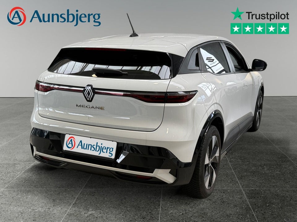 Renault Megane E-Tech 40 Equilibre 5d