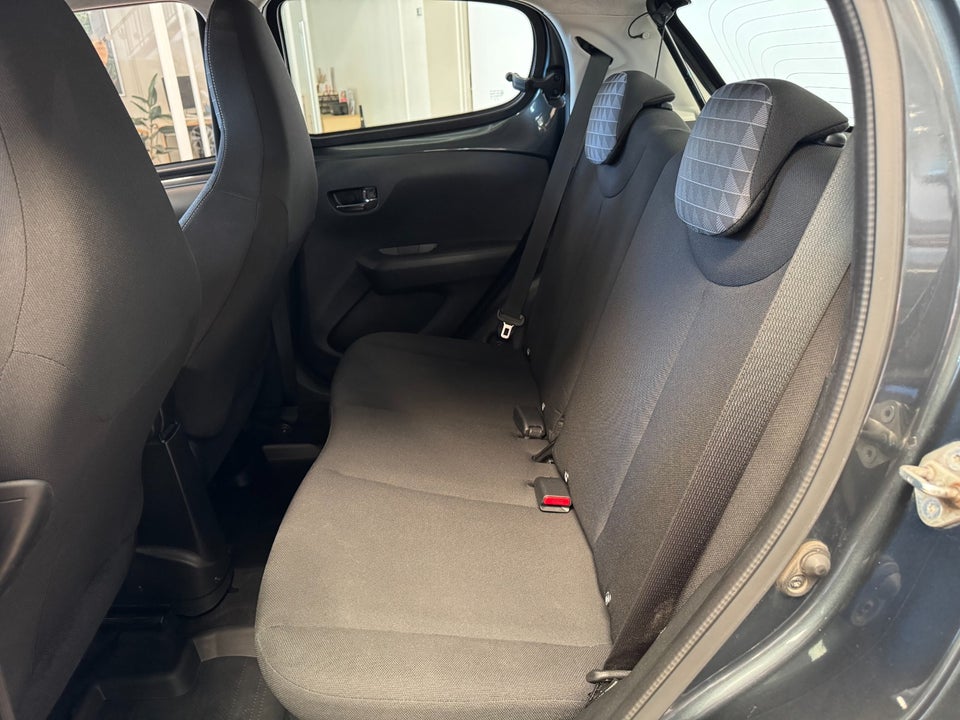 Peugeot 108 1,0 e-VTi 72 Allure+ 5d