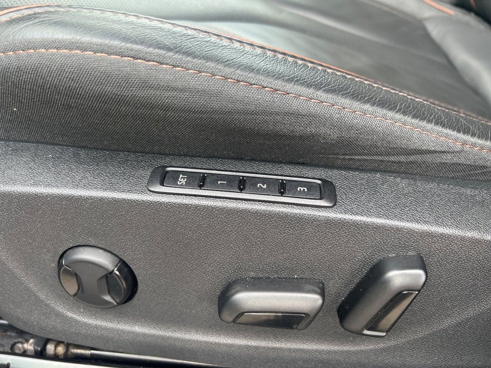 Skoda Enyaq 80 iV Suite 5d