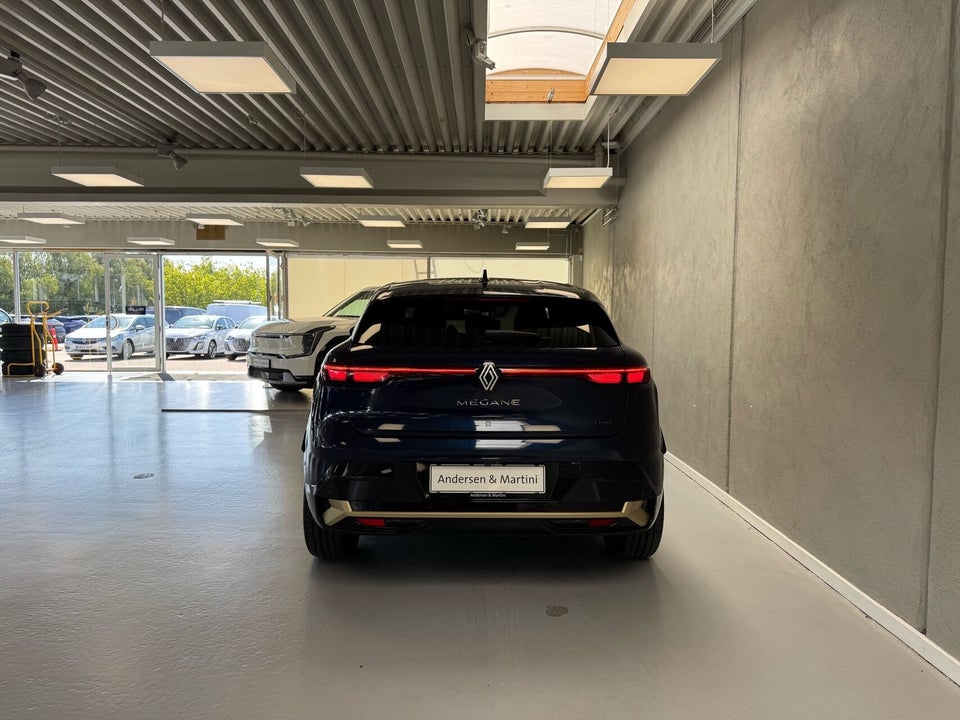 Renault Megane E-Tech 60 Iconic 5d