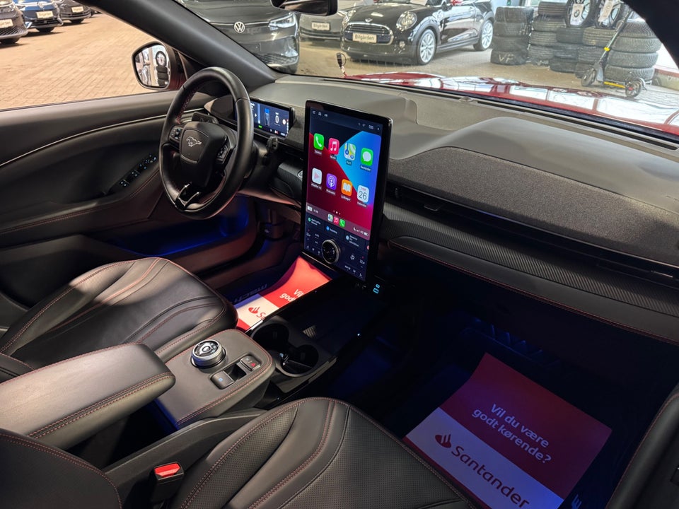 Ford Mustang Mach-E 88 Extended Range AWD 5d