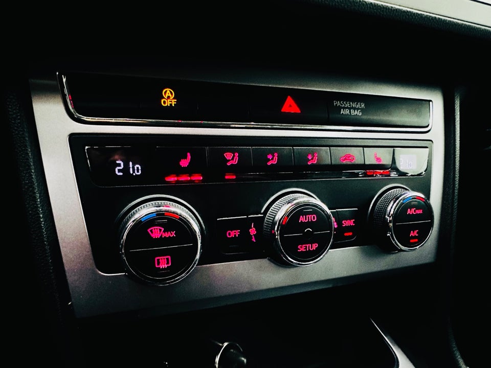 Seat Leon 2,0 TDi 150 Xcellence ST DSG 5d