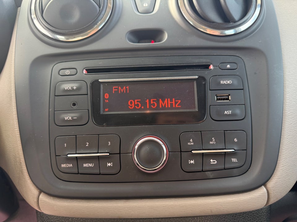 Dacia Lodgy 1,6 16V Ambiance 7prs 5d