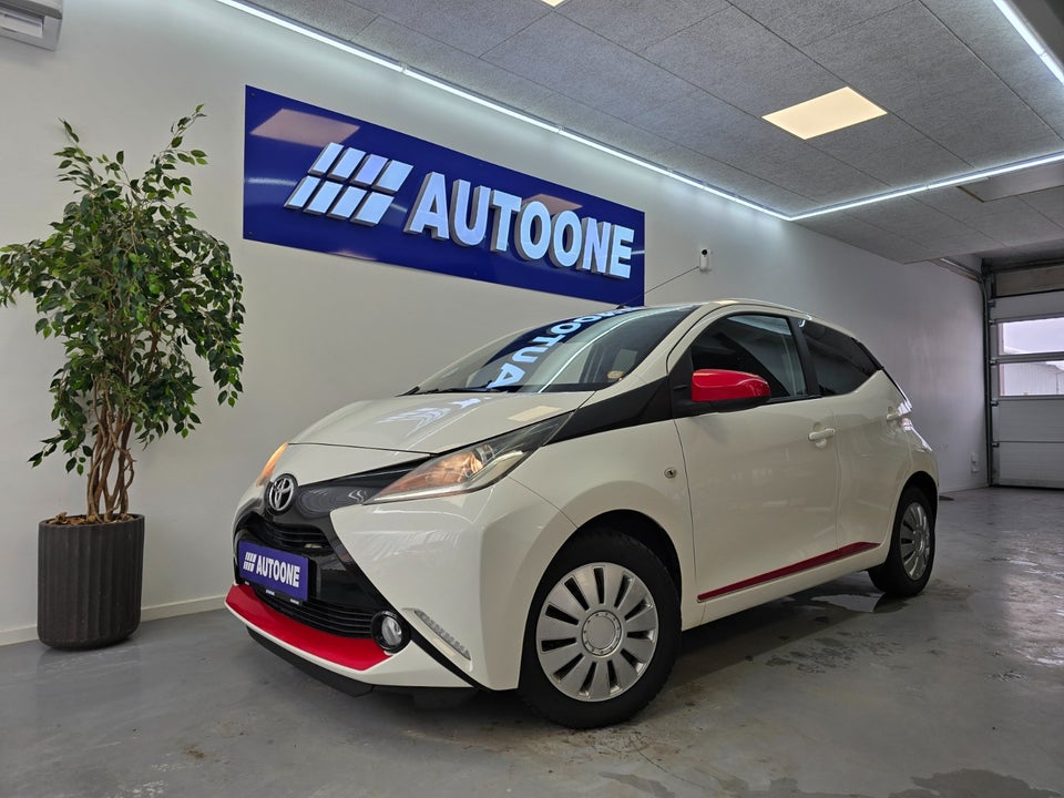 Toyota Aygo 1,0 VVT-i x-pression 5d