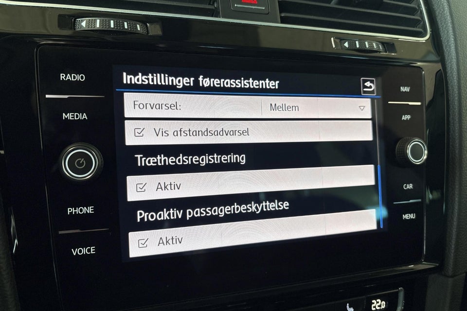 VW Golf VII 1,5 TSi 150 Highline Variant DSG 5d