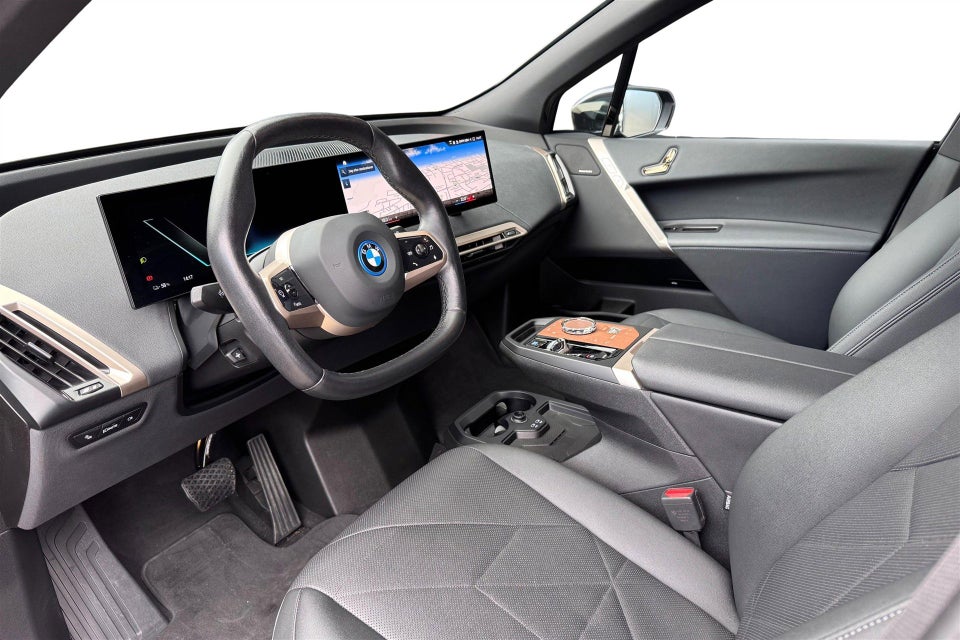 BMW iX xDrive40 Fully Charged 5d
