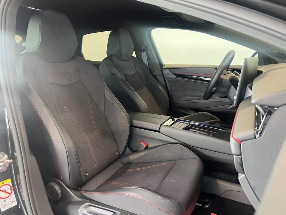 VW ID.7 86 GTX Max 4Motion 5d