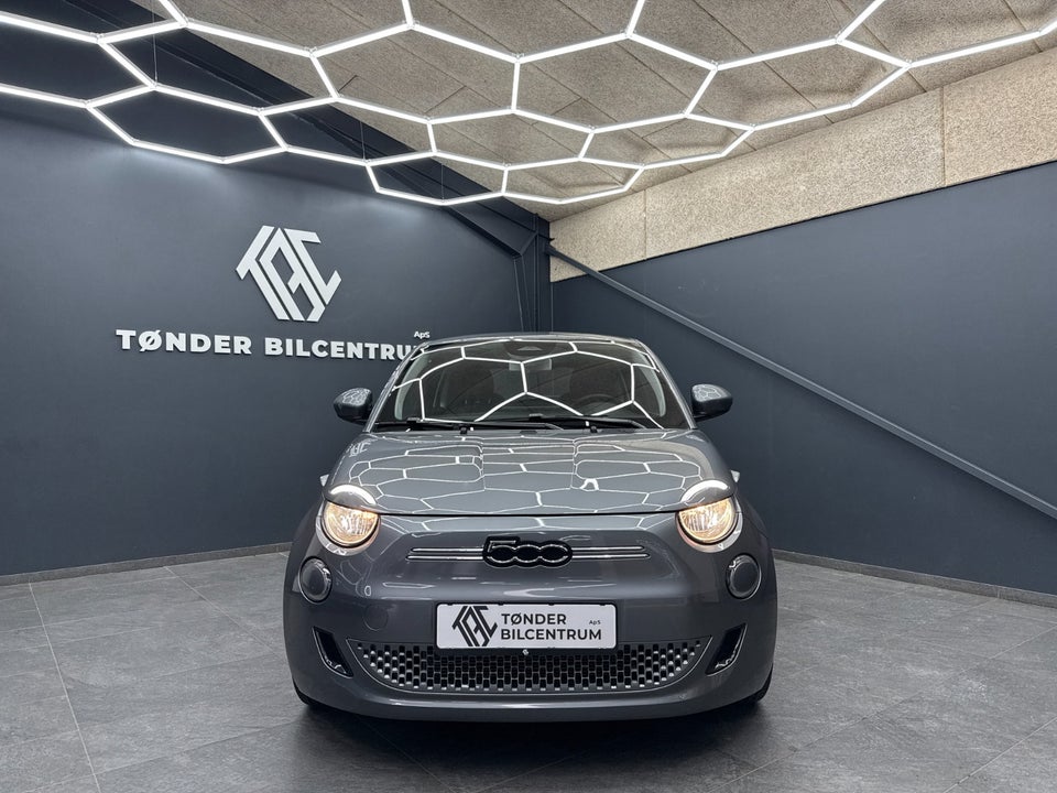 Fiat 500e 42 Icon 3d