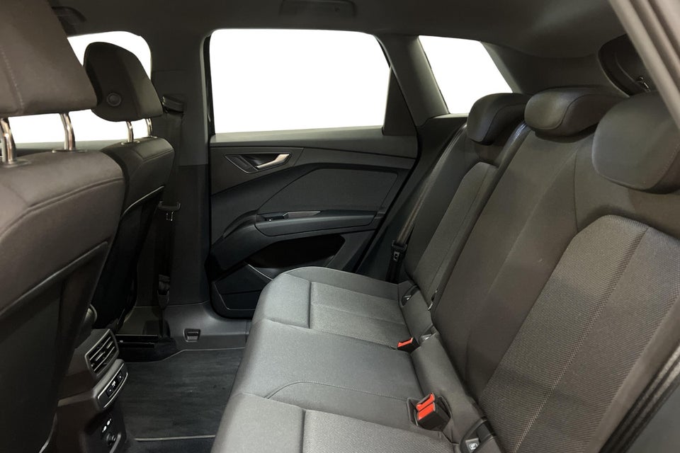 Audi Q4 e-tron 40 Attitude 5d