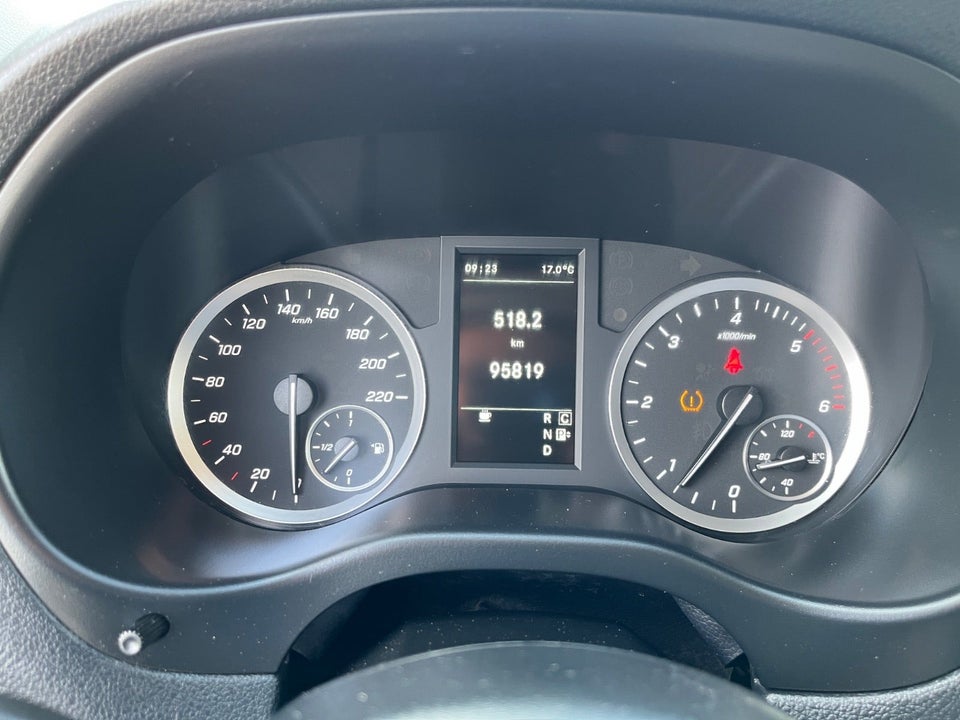 Mercedes Vito 114 2,0 CDi Kassevogn aut. L RWD