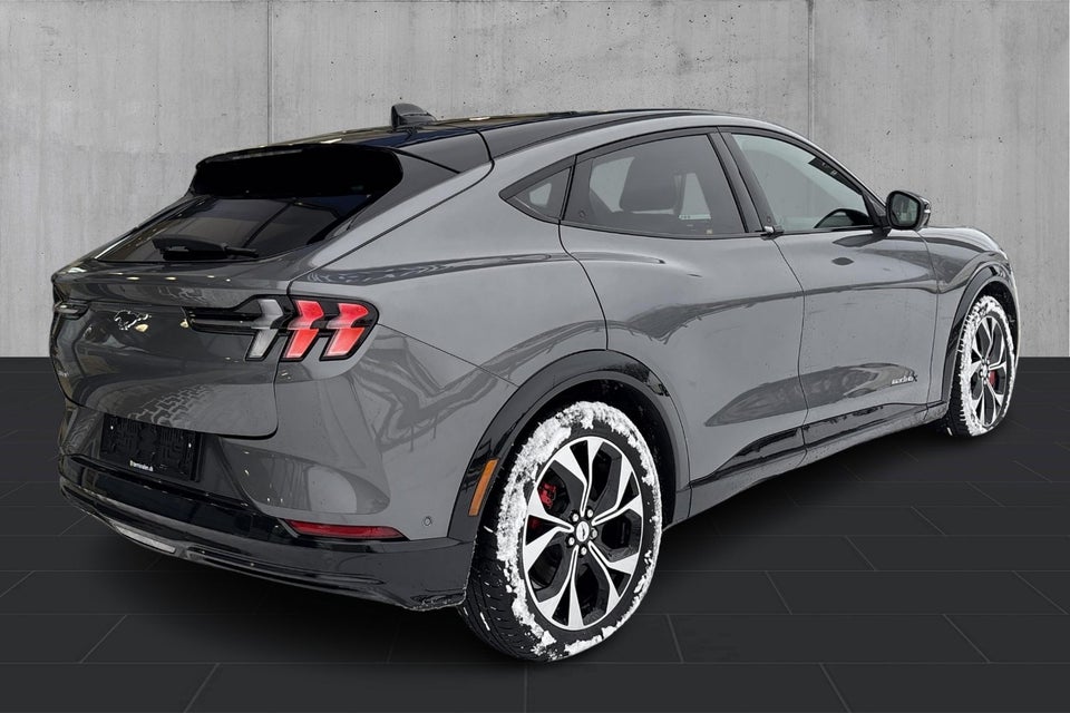 Ford Mustang Mach-E 91 Premium Extended Range AWD 5d