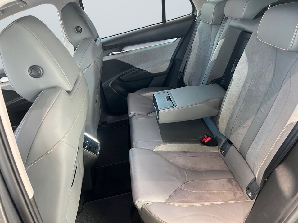 Skoda Enyaq 60 iV Lounge 5d